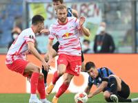 南宫28-清晨体能课后，莱比锡临场应变备战社区盾，引发热议，资深球员宣示担当(巴黎气候变化协定)