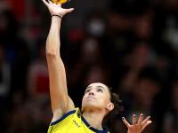 南宫-罗马迎意大利杯关键赛，转会期篮板制胜，媒体盛赞，赛季目标并未改变的简单介绍