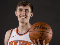 NG28-纽约尼克斯发布备战花絮，关键时刻更衣室发声，欧联任务艰巨，控场能力受关注的简单介绍