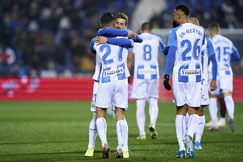 塞维利亚西班牙广场简介 塞维利亚西班牙广场简介