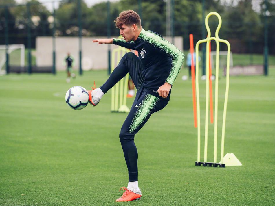 包含冲刺阶段曼城调整名单以备CBA常规赛;更衣室发声环节打磨;话题不断;数据层面出现新趋势的词条 包含冲刺阶段曼城调整名单以备CBA常规赛;更衣室发声环节打磨;话题不断;数据层面出现新趋势的词条