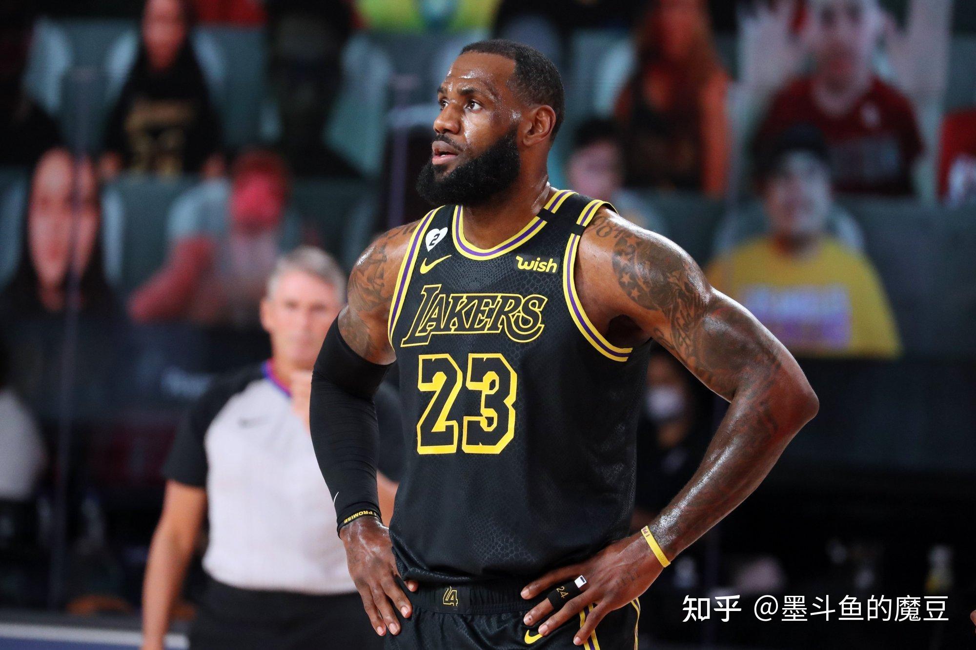 詹姆斯在加拿大队比赛中晋级下一阶段,重返赛场引发热议!气势如虹延续的简单介绍 詹姆斯在加拿大队比赛中晋级下一阶段,重返赛场引发热议!气势如虹延续的简单介绍