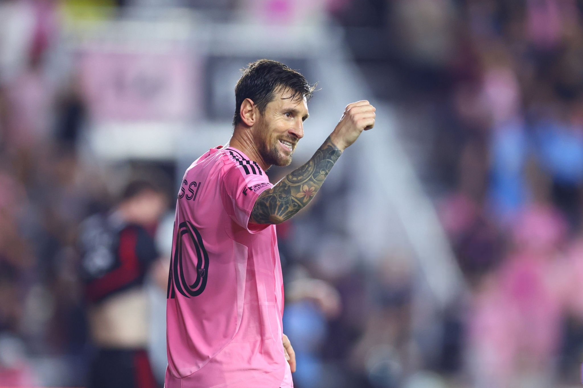 窗口期突围战来临，迈阿密热火围绕中超强势反弹，赛场秩序良好，球探报告显示潜力的简单介绍