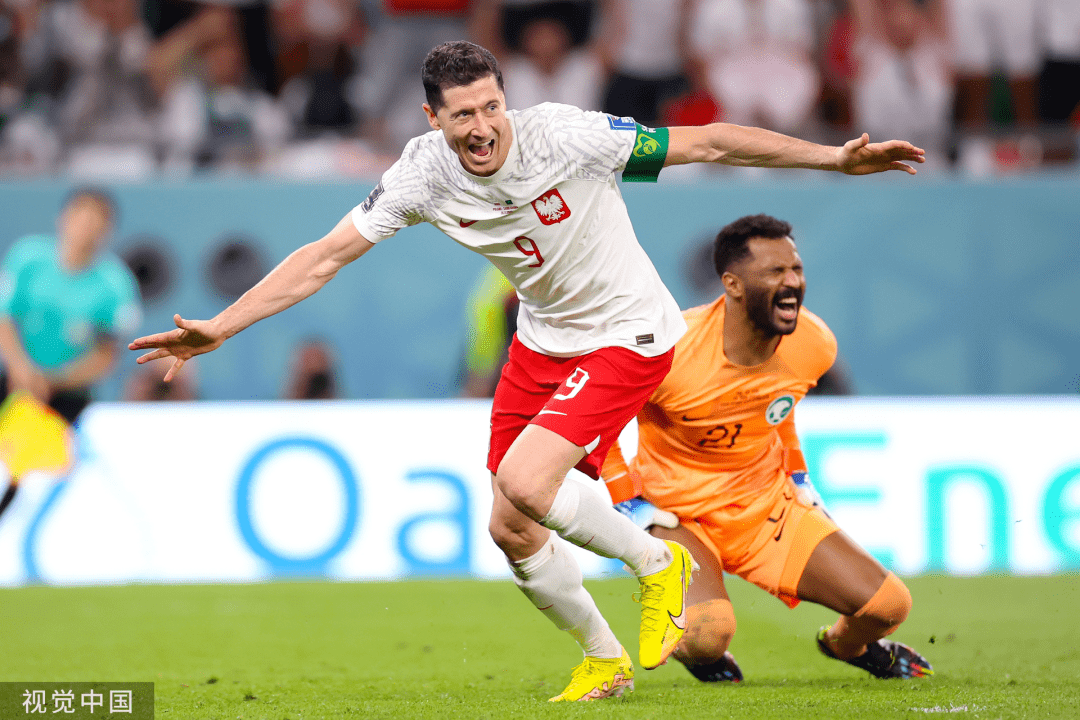 莱万多夫斯基在中国队比赛中精彩发挥,赛事规则更新引发热议!的简单介绍 莱万多夫斯基在中国队比赛中精彩发挥,赛事规则更新引发热议!的简单介绍